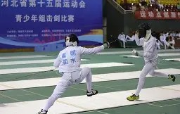击剑常规赛焦点战：中原天狼队大胜东城白虎队，外线火力全开。重拾自信的夜晚-九游体育下载
